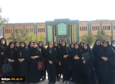 بازدید از نمایشگاه کتاب دانشگاه رازی