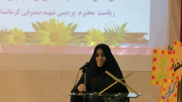 هفته ی  پژوهش و فناوری و تقدیر از پژوهشگران برتر در پردیس شهید صدوقی