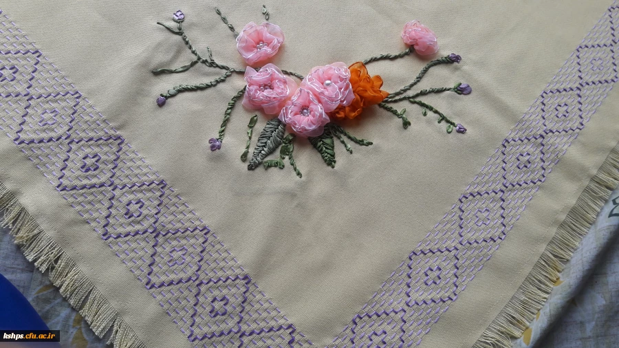 دوره آموزش تفرش دوزی