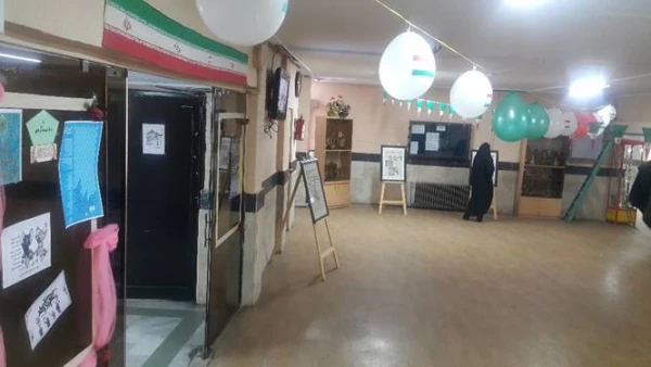 مشارکت اعضا در فضاسازی پردیس به مناسبت دهه فجر 4