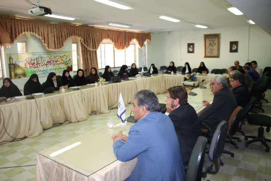 برکزاری  اولین جلسه شورای آموزشی  3