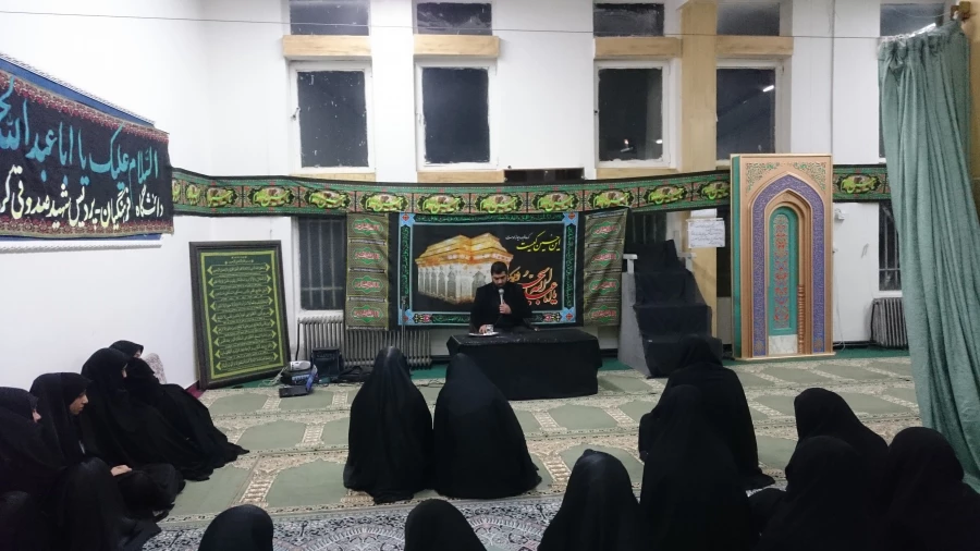 اقامه عزا ی ابا عبدالله الحسین (ع) 2