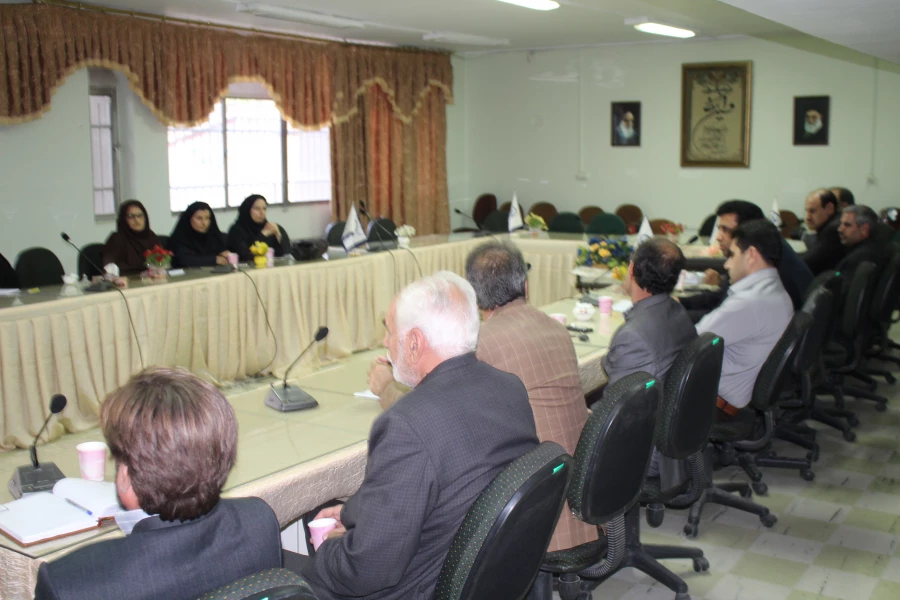 نشست با اساتید راهنما 3