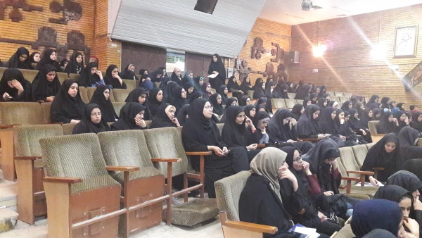 نشست تخصصی بررسی ابعاد تاریخی و زمینه های سیاسی 13 ابان  2