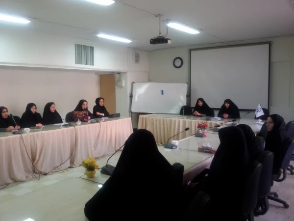 جلسه هم اندیشی دانشجویان با حضور سرپرست محترم پردیس 2