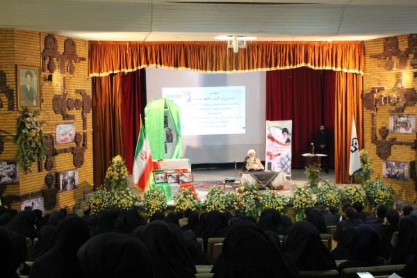 برگزاری  نشست بزرگداشت هفته بسیج  5