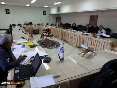 تشکیل جلسات  تطبیق دروس دبیری با آموزش