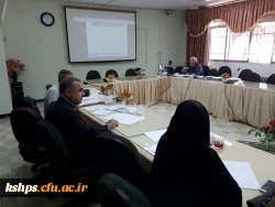 تشکیل جلسات  تطبیق دروس دبیری با آموزش  3