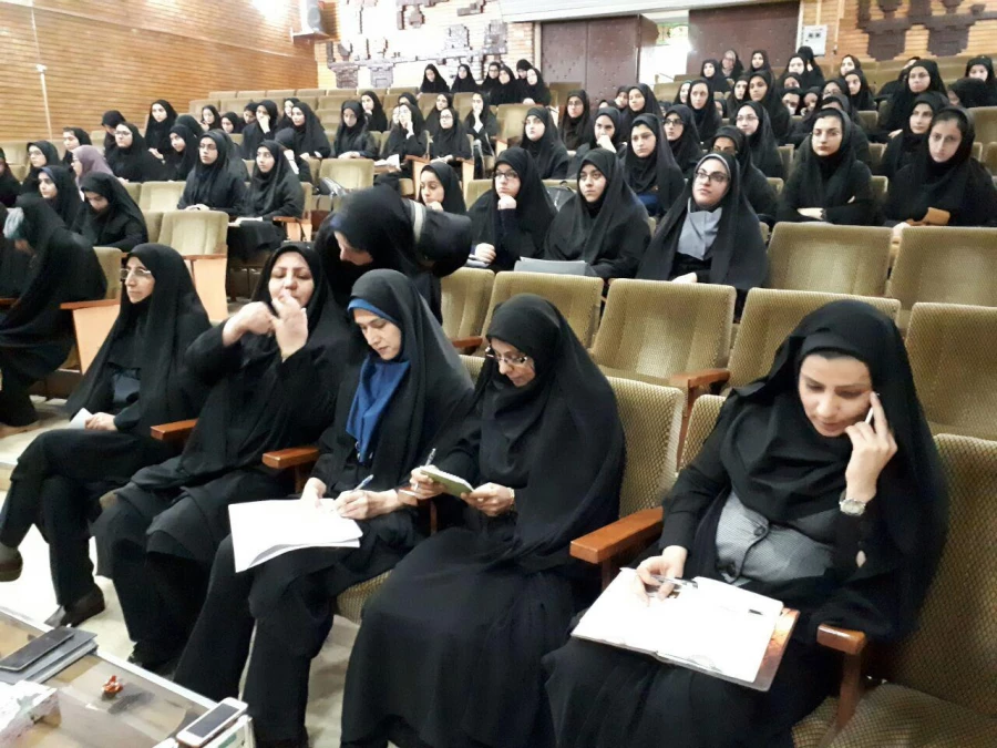 جلسه توجیهی دانشجویان جدید الورود  2