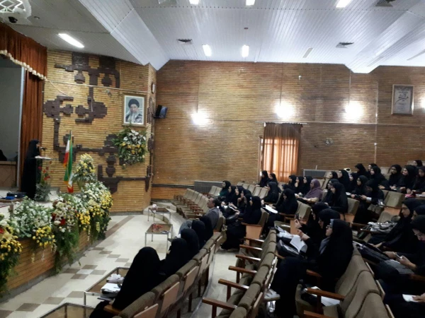 جلسه توجیهی دانشجویان جدید الورود  3