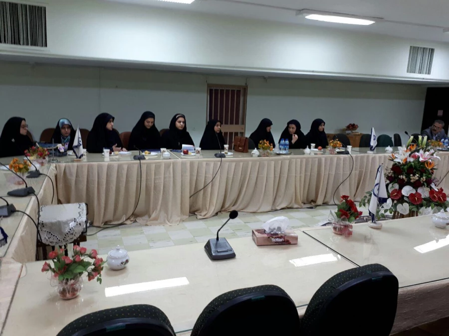 نشست نماینده نهاد رهبری حجه الاسلام صاحب الامری با هیئت ریئیسه ،کارشناسان مسئول و معاونین ودبیران کانونها و انجمن ها 2