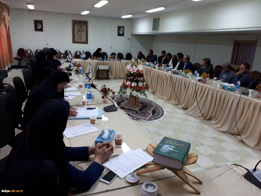 برگزاری نشست اساتید و کارکنان پردیس شهید صدوقی با نماینده نظارت و ارزیابی سازمان مرکزی دانشگاه فرهنگیان  2