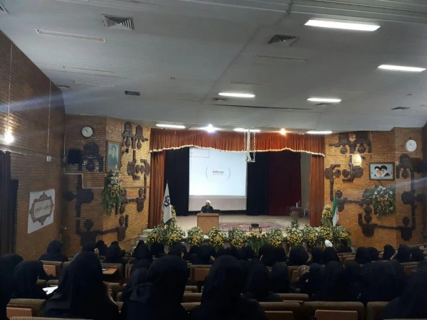 برگزاری نشست مخاطرات ازدواج به هنگام 3