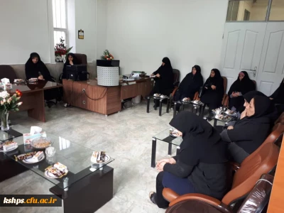 نشست بزرگداشت دهه فجر انقلاب با حضور کارکنان پردیس برگزار شد