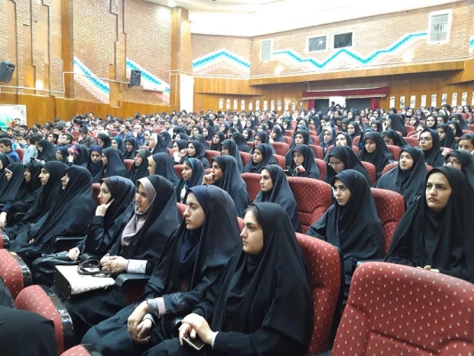 دومین همایش معلم مهدوی با حضور حجت الاسلام والمسلمین قرائتی برگزارگردید 8