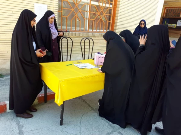 انتخابات شورای صنفی پردیس برگزار شد 4