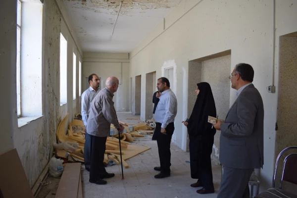 بازدید مدیرکل نوسازی استان کرمانشاه و جمعی از خیرین مدرسه ساز از پردیس شهید صدوقی  3