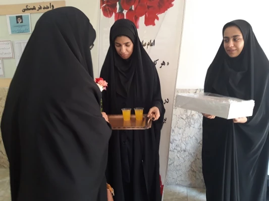 مراسم استقبال از دانشجویان در7 مهرماه با حضور مسئولین پردیس انجام گرفت

 2