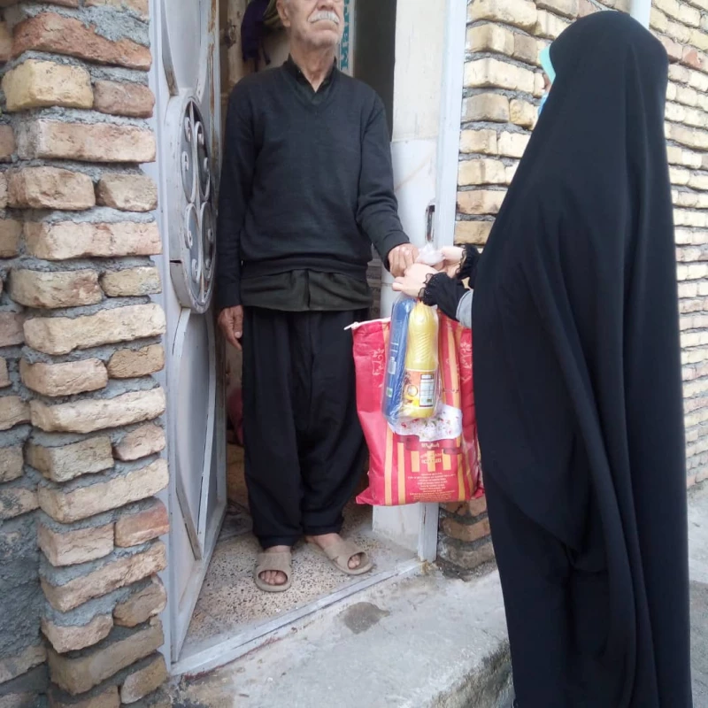 کمک های مومنانه توسط گروه جهادی   شهید ابراهیم هادی توسط دانشجو معلمان پردیس شهید صدوقی 4