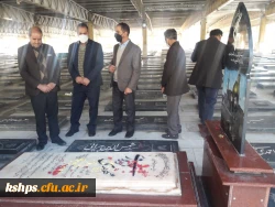 زیارت مزار شهدا در هفته گرامیداشت بسیج توسط کارکنان پردیس شهید صدوقی 3