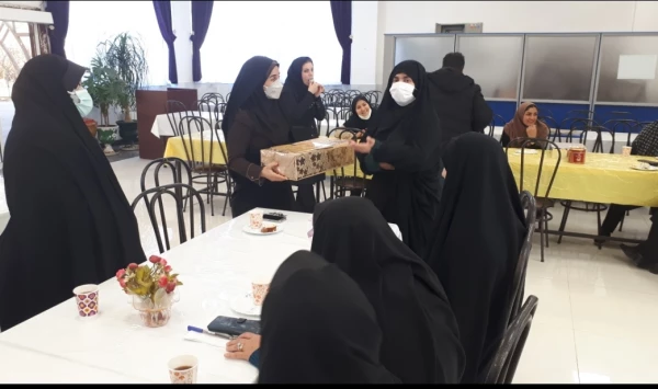 مراسم تقدیر از همکار بازنشسته پردیس 2