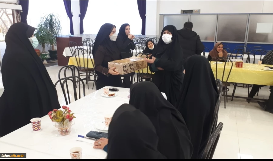 مراسم تقدیر از همکار بازنشسته پردیس 2