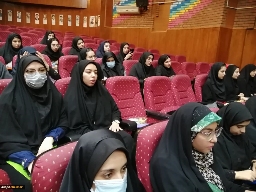 برگزاری آیین استقبال از نو دانشجو معلمان ورودی 1401 پردیس شهید صدوقی دانشگاه فرهنگیان کرمانشاه 9