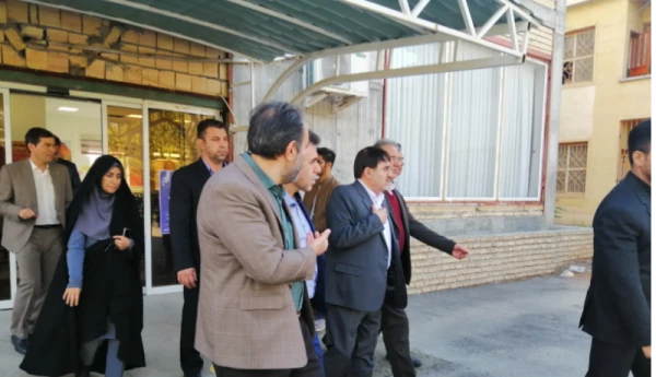 نشست "بهمن امیری مقدم" استاندار کرمانشاه با دانشجویان دختر پردیس دانشگاهی شهید صدوقی دانشگاه فرهنگیان 2