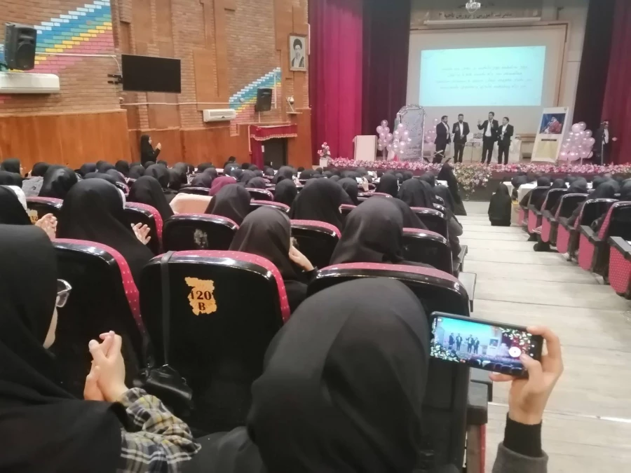 مراسم بزرگداشت روز دانشجو و تجلیل از نخبگان دانشجو معلم پردیس شهید صدوقی دانشگاه فرهنگیان کرمانشاه 11