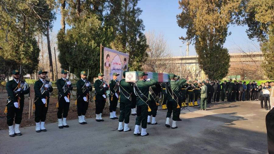 بوی پیراهن خونین کسی می آید 35