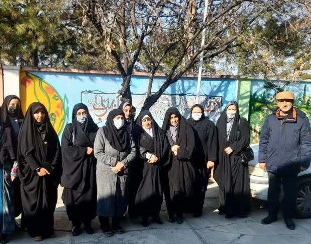 بازدید از سرای سالمندان مادر  و حضور در مزار مادران شهدای شهر کرمانشاه  4