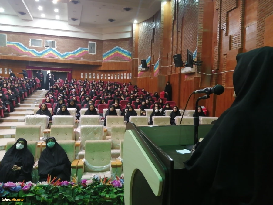 جلسه هم اندیشی اداره کل آموزش و پرورش استان کرمانشاه با دانشجومعلمان  12