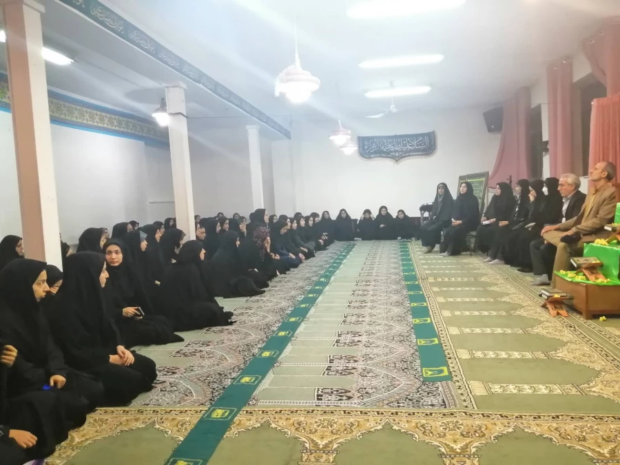 جلسه پرسش و پاسخ دانشجویان با سرپرست پردیس شهید صدوقی ، معاونین و کارکنان  3