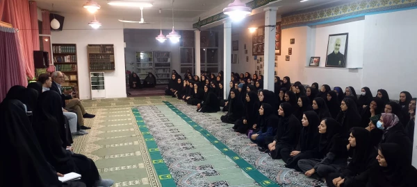 جلسه پرسش و پاسخ دانشجویان با سرپرست پردیس شهید صدوقی ، معاونین و کارکنان  7