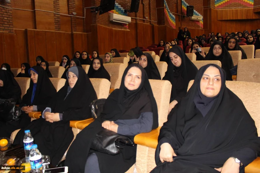 گردهمایی استقبال از نو دانشجو معلمان ورودی 1402 دانشگاه فرهنگیان کرمانشاه 15