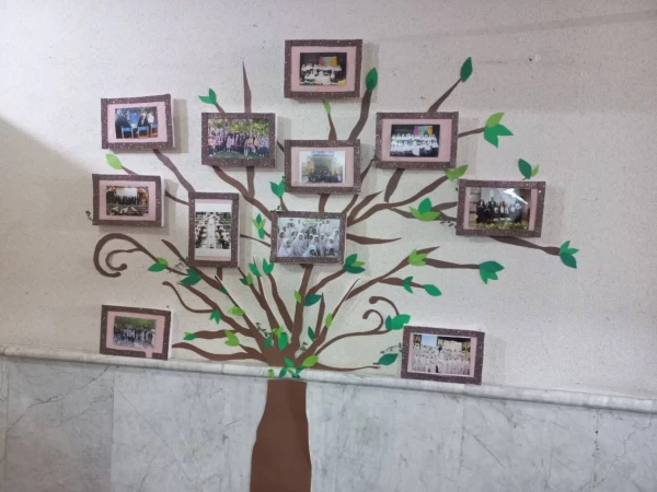 بازدید علمی از مدرسه تحولی امام مهدی (عج)
و بنای تاریخی بیگلربیگی 9