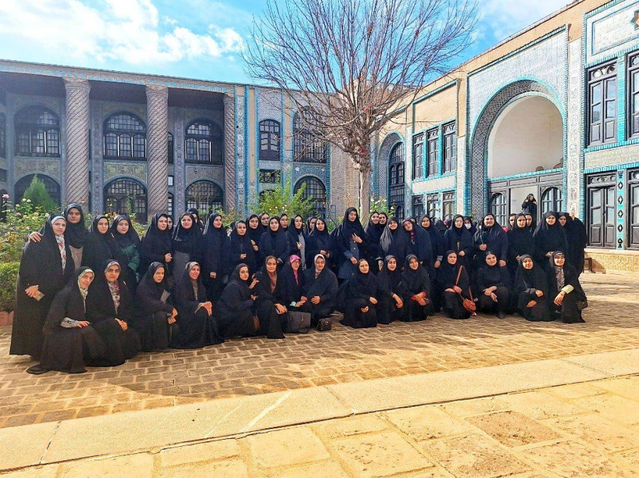  اردوی تفریحی_تشکیـلاتی دانشجویی(بازدید از طاقبستان و تکیه معاون الملک) 10