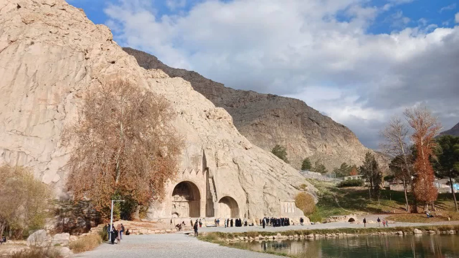  اردوی تفریحی_تشکیـلاتی دانشجویی(بازدید از طاقبستان و تکیه معاون الملک) 12