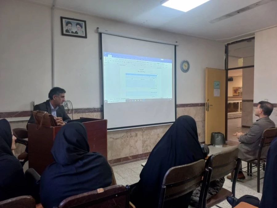 نشست کمیته کارورزی پردیس شهید صدوقی دانشگاه فرهنگیان کرمانشاه 5